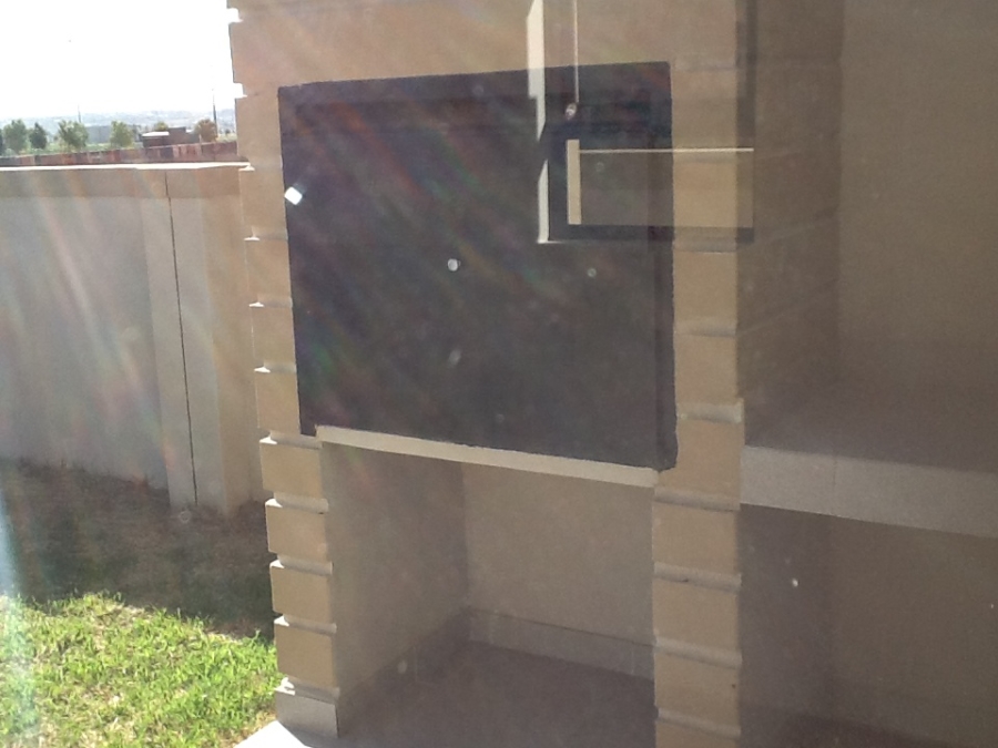 To Let 3 Bedroom Property for Rent in Buh Rein Estate Western Cape